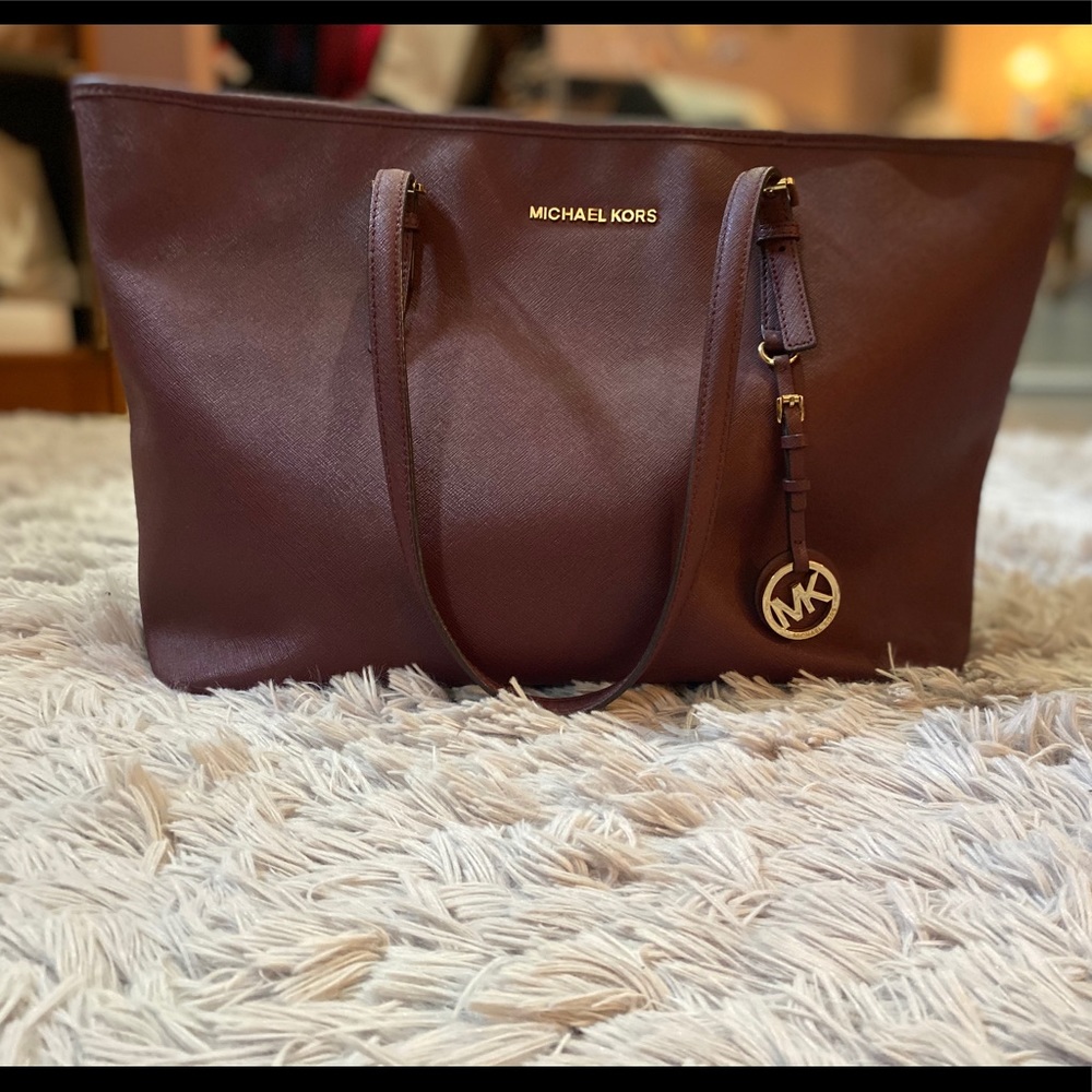 MK jet set tote
